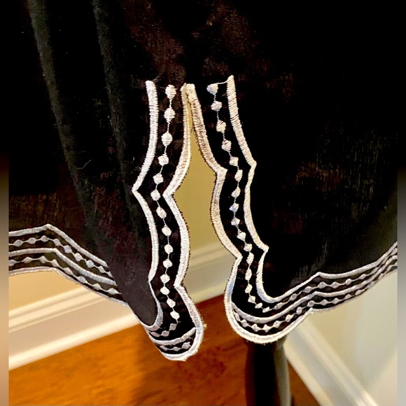 Top - Picture 5 of 6